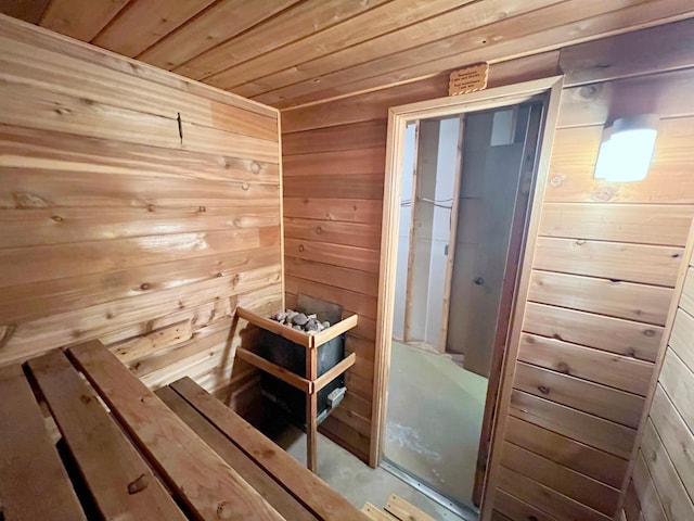 view of sauna / steam room