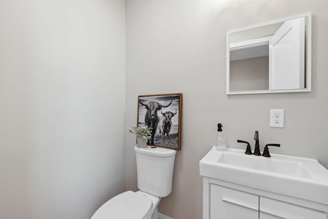 4015 Queen Ave N, Minneapolis, MN 55412 - half bath with toilet and vanity