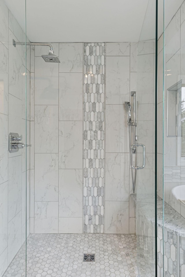 268 Saint Andrews Dr, Hudson, WI 54016 - full bathroom with a shower stall