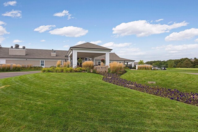 268 Saint Andrews Dr, Hudson, WI 54016 - view of front of property featuring a front lawn