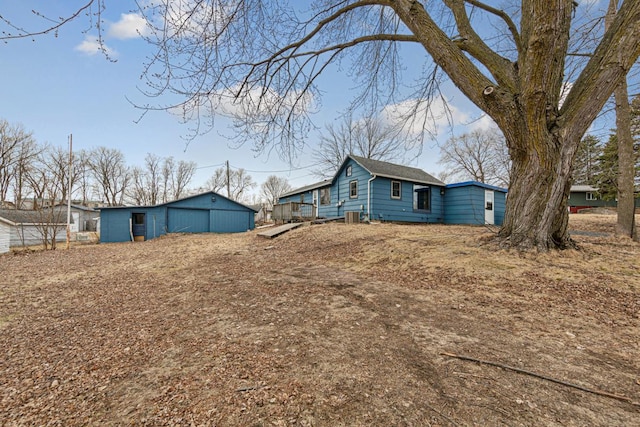 101 State Highway 60 E, Elysian, MN 56028 - view of yard with an outdoor structure