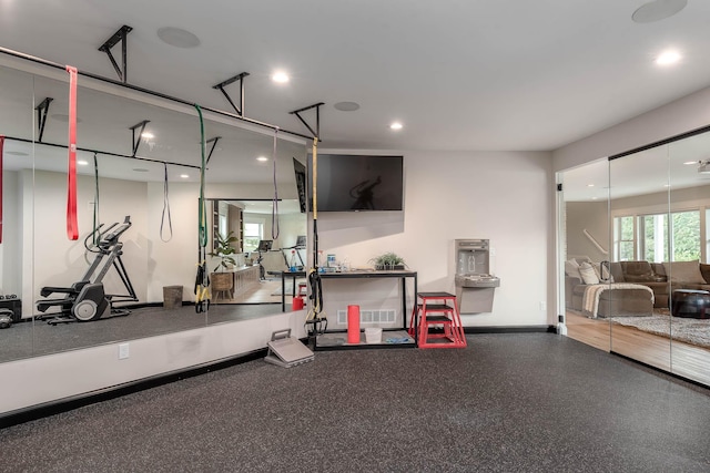 1005 Applewood Ct, Mankato, MN 56001 - workout area featuring recessed lighting, baseboards, and visible vents