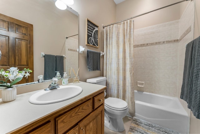 13162 Glenhaven Ave, Apple Valley, MN 55124 - full bath with toilet, shower / tub combo, and vanity