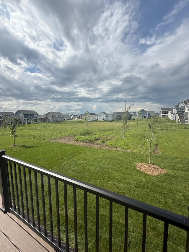 10155 Arrowwood Trl, Woodbury, MN 55129 - photo 5