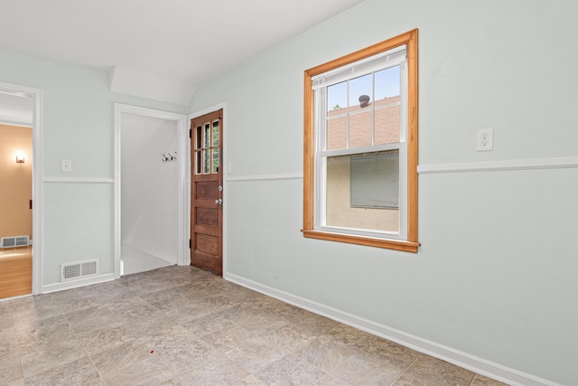 5319 38th Ave S, Minneapolis, MN 55417 - unfurnished bedroom featuring baseboards