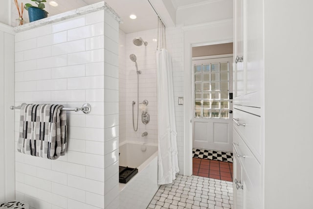 1801 Fremont Ave S Unit 101, Minneapolis, MN 55403 - full bath featuring crown molding, tile patterned flooring, shower / bathtub combination with curtain, and recessed lighting