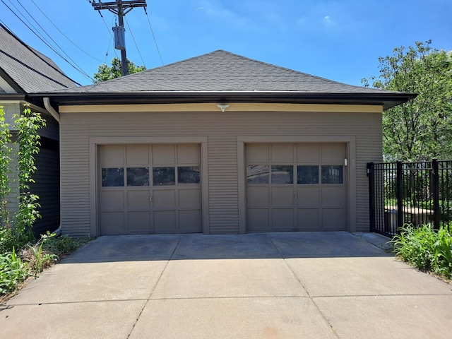 1801 Fremont Ave S Unit 101, Minneapolis, MN 55403 - detached garage featuring fence