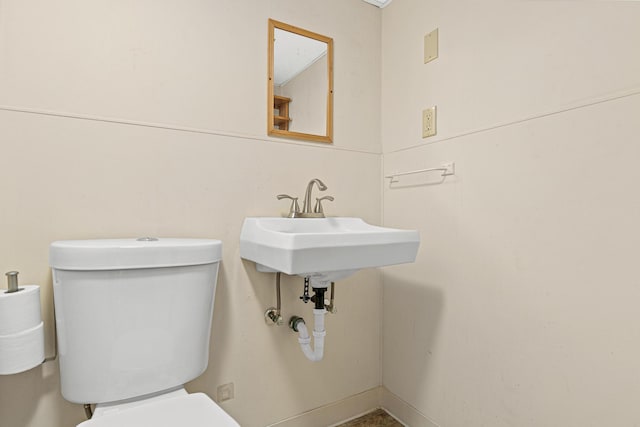7244 12th Ave S, Richfield, MN 55423 - half bath featuring toilet