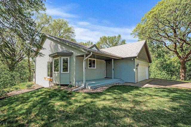 13838 Glendale Trl, Savage, MN 55378 - ranch-style house featuring covered porch, an attached garage, a front yard, a shingled roof, and driveway