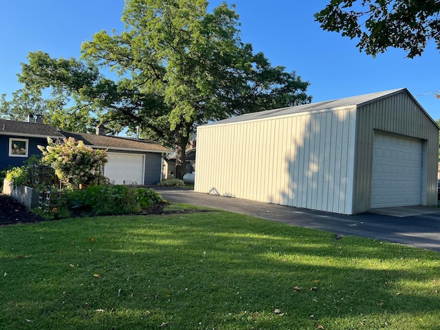 1778 Wabanica Bay Dr NW, Baudette, MN 56623 - view of detached garage