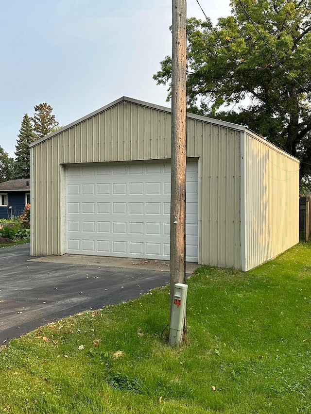1778 Wabanica Bay Dr NW, Baudette, MN 56623 - view of detached garage