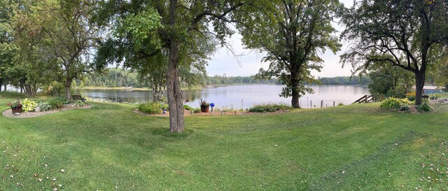1778 Wabanica Bay Dr NW, Baudette, MN 56623 - view of yard featuring a water view