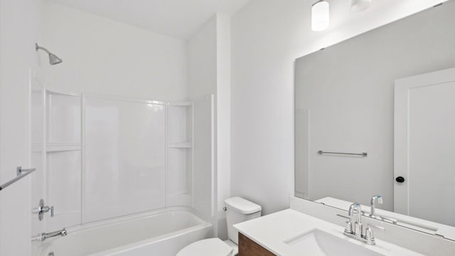 2133 Westpointe Dr, Hastings, MN 55033 - full bath with toilet, bathing tub / shower combination, and vanity