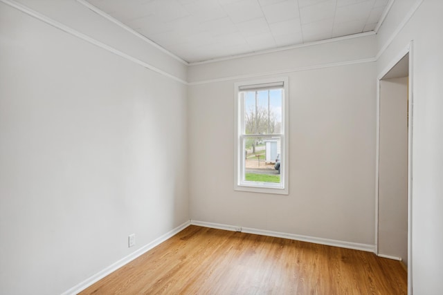 178 Mainzer St, West Saint Paul, MN 55118 - spare room featuring baseboards and light wood-style floors