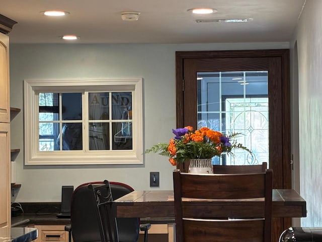 709 Riverside Dr N, North Hudson, WI 54016 - view of dining space