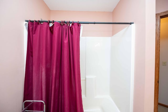 19988 Quentin Ave, Ravenna Twp, MN 55033 - full bathroom featuring shower / tub combo with curtain