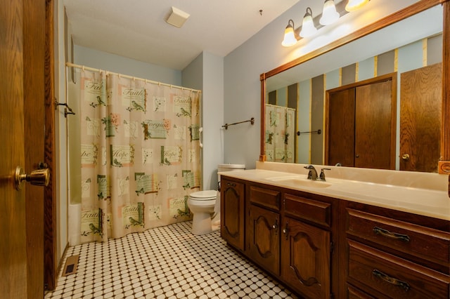 1002 11th Ave W, Alexandria, MN 56308 - full bath featuring vanity, tile patterned floors, and curtained shower