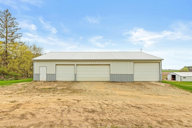 view of detached garage