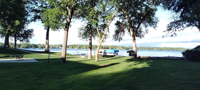 2520 Le Homme Dieu Hts NE Unit 3, Alexandria Twp, MN 56308 - view of home's community featuring a yard and a water view