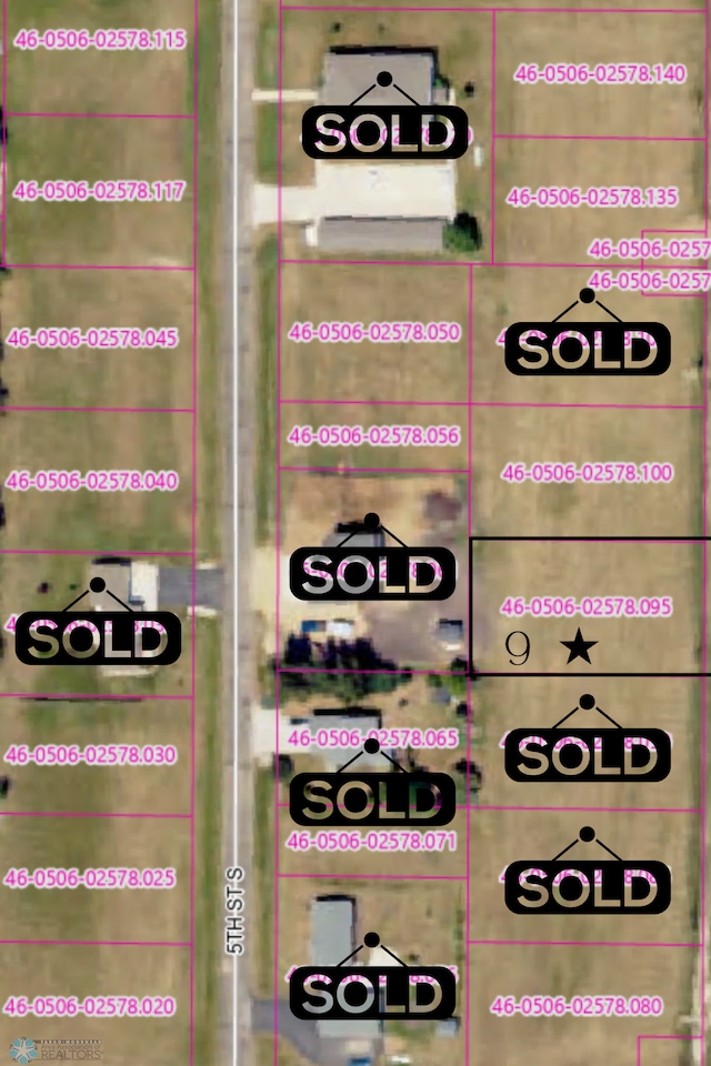 310 6th St S, Fairmount, ND 58030