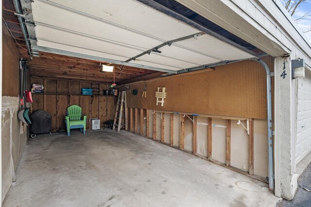 4500 Cedar Lake Rd S Unit 8, Saint Louis Park, MN 55416 - view of garage