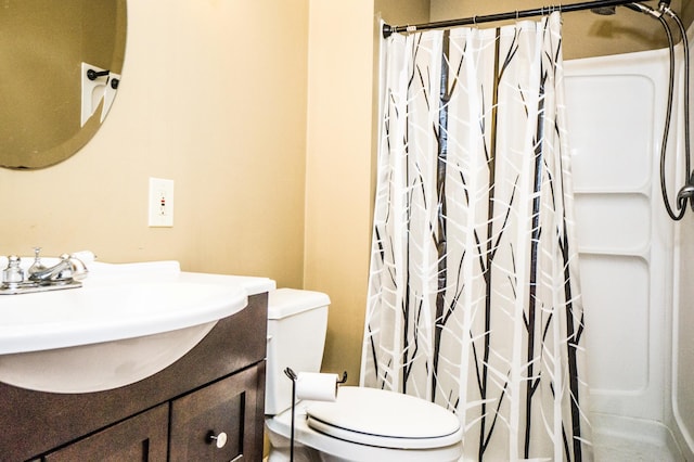 11474 Laketowne Dr, Albertville, MN 55301 - bathroom with toilet, vanity, and a shower with curtain