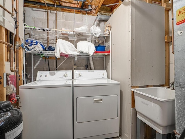 15722 Griffon Ct, Apple Valley, MN 55124 - washroom featuring washing machine and dryer