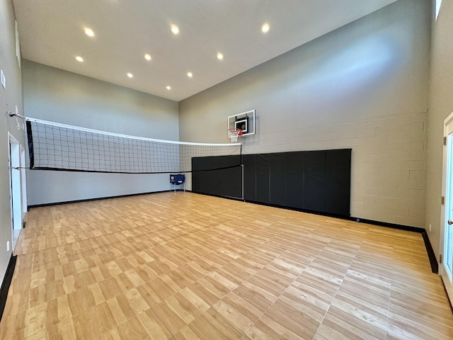 2915 Aspen Lake Dr NE, Blaine, MN 55449 - view of sport court