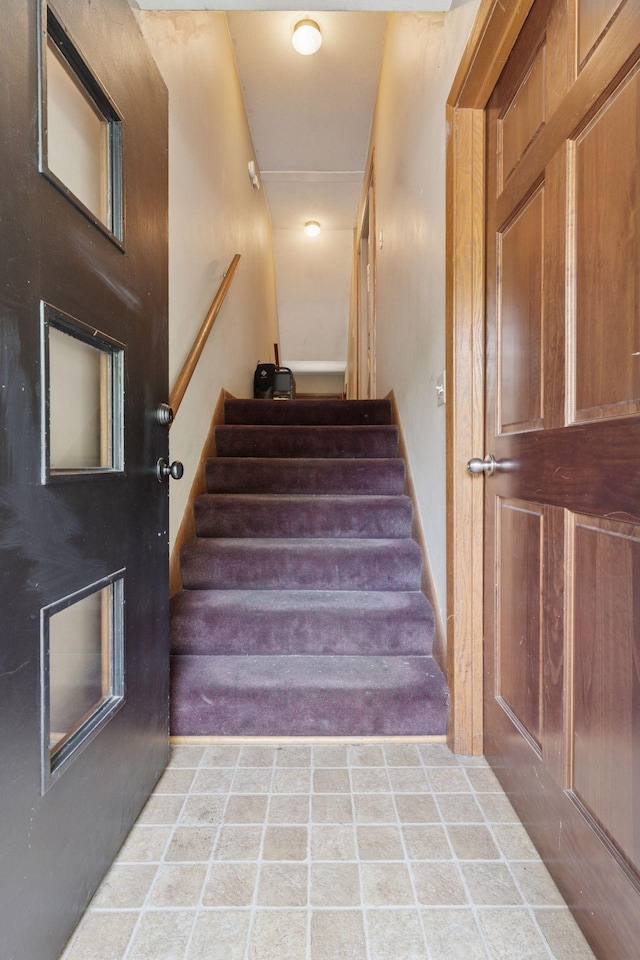 84 Logan Ave W, West Saint Paul, MN 55118 - view of stairs
