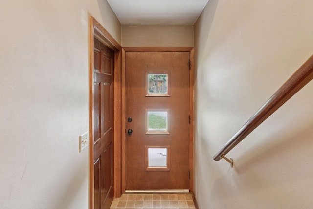84 Logan Ave W, West Saint Paul, MN 55118 - doorway featuring baseboards