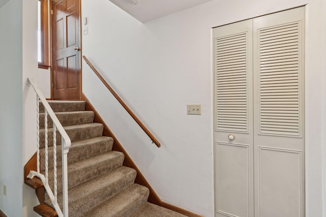 84 Logan Ave W, West Saint Paul, MN 55118 - view of staircase