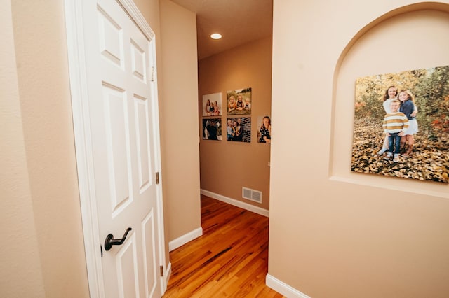 241 Cottonwood Cv, Lynd, MN 56157 - corridor with baseboards, visible vents, recessed lighting, and light wood finished floors