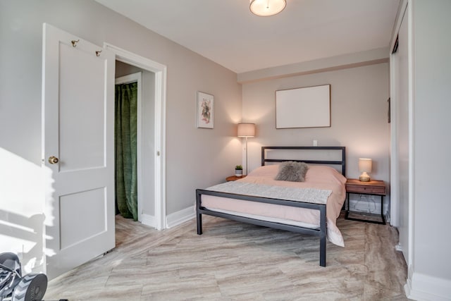 79 Western Ave N Unit 100, Saint Paul, MN 55102 - bedroom with baseboards