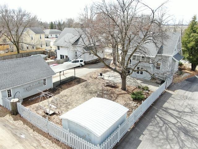 502 Park St S, Fairfax, MN 55332 - aerial view of residential area