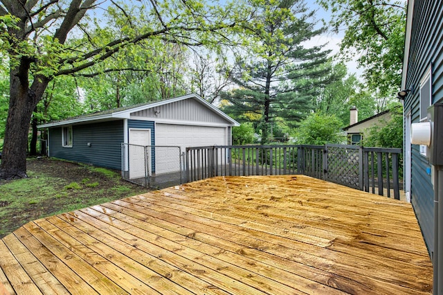 3401 Meadow Ln, Minnetonka, MN 55345 - deck with a detached garage and an outdoor structure