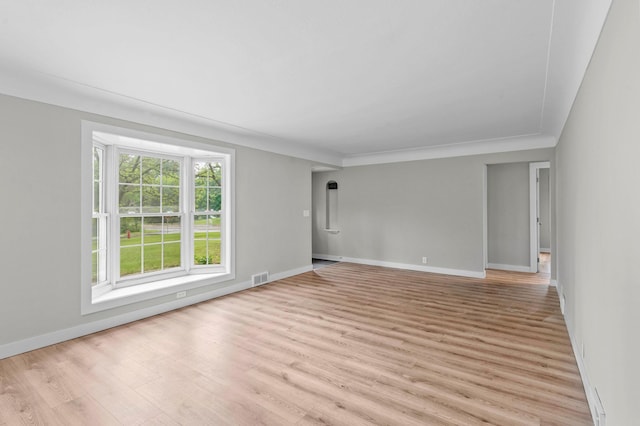 3401 Meadow Ln, Minnetonka, MN 55345 - empty room with light wood-style flooring and baseboards