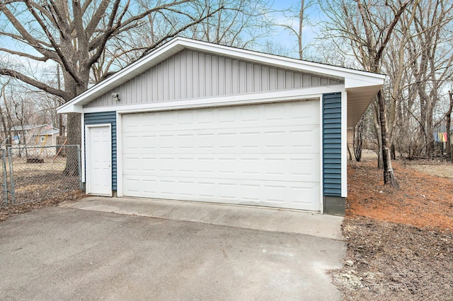 3401 Meadow Ln, Minnetonka, MN 55345 - view of detached garage