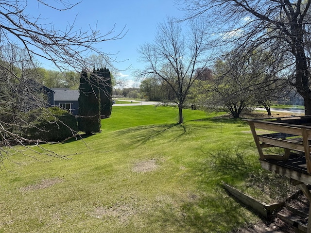 7996 Corey Path, Inver Grove Heights, MN 55076 - view of grassy yard