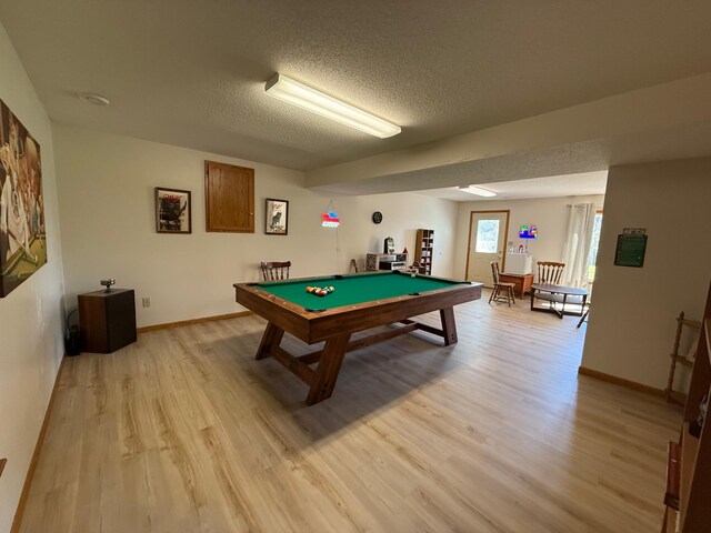 7996 Corey Path, Inver Grove Heights, MN 55076 - playroom with light wood-type flooring, billiards table, a textured ceiling, and baseboards