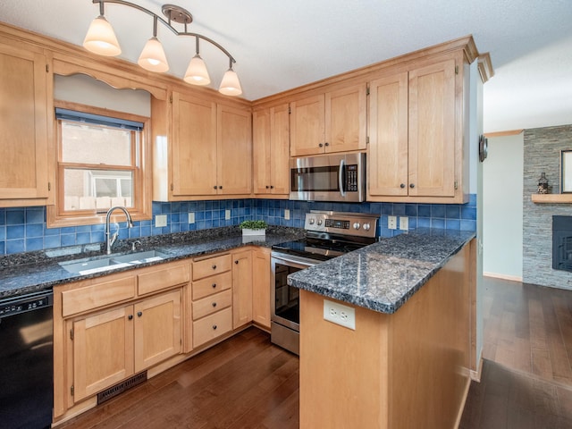 1407 Midway Pkwy, Saint Paul, MN 55108 - photo 12
