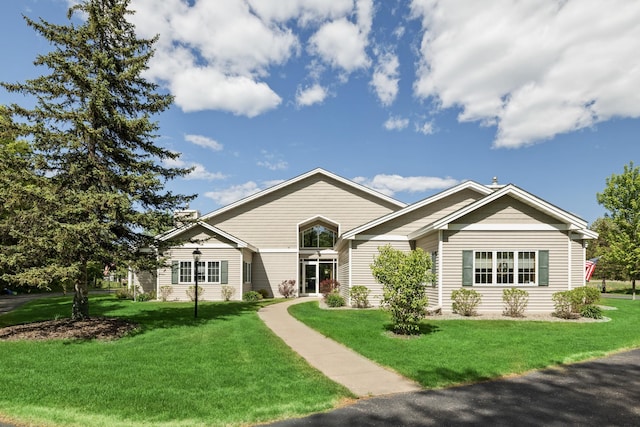 36306 Pine Bay Cir Unit 104, Crosslake, MN 56442 - single story home with a front lawn