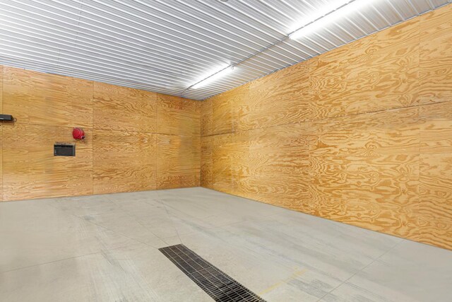 19023 Davis Ave, Faribault, MN 55021 - interior space