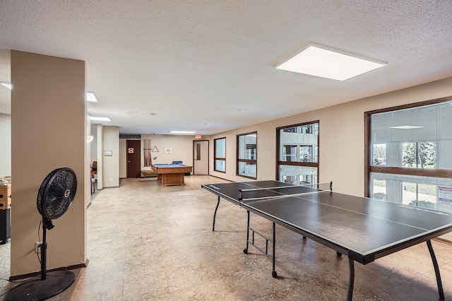 2495 Canabury Dr Unit 220, Little Canada, MN 55117 - rec room featuring billiards and a textured ceiling
