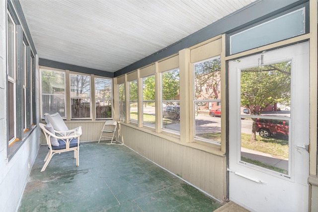 560 Stryker Ave, Saint Paul, MN 55107 - unfurnished sunroom featuring plenty of natural light