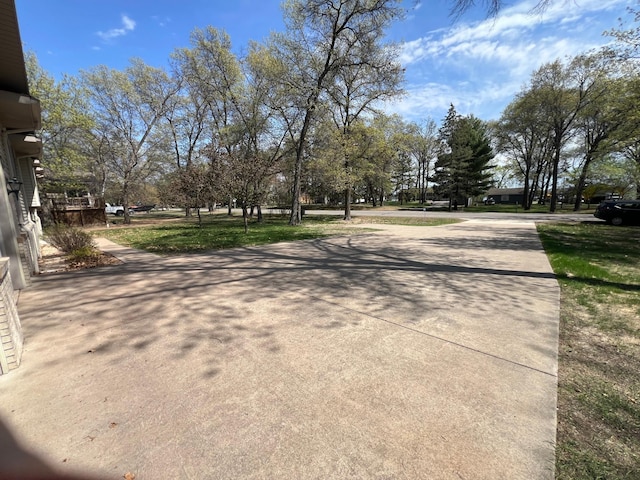 14289 Memorywood Dr, Baxter, MN 56425 - view of road