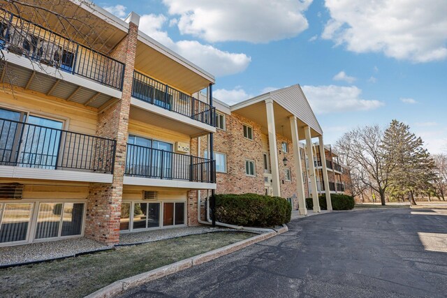 4351 Parklawn Ave Unit 104E, Edina, MN 55435 - photo 3