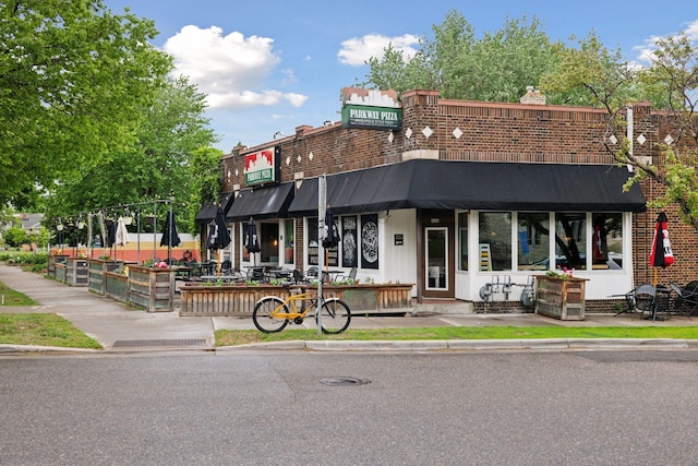 view of building exterior