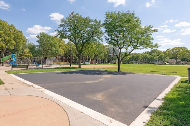 3542 Garfield Ave Unit 3, Minneapolis, MN 55408 - view of basketball court featuring community basketball court and a yard