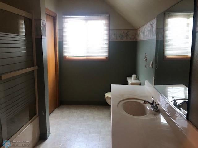 2902 3rd St N, Fargo, ND 58102 - photo 19