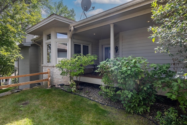 8991 Ferndale Ln, Eden Prairie, MN 55347 - exterior space with brick siding and fence